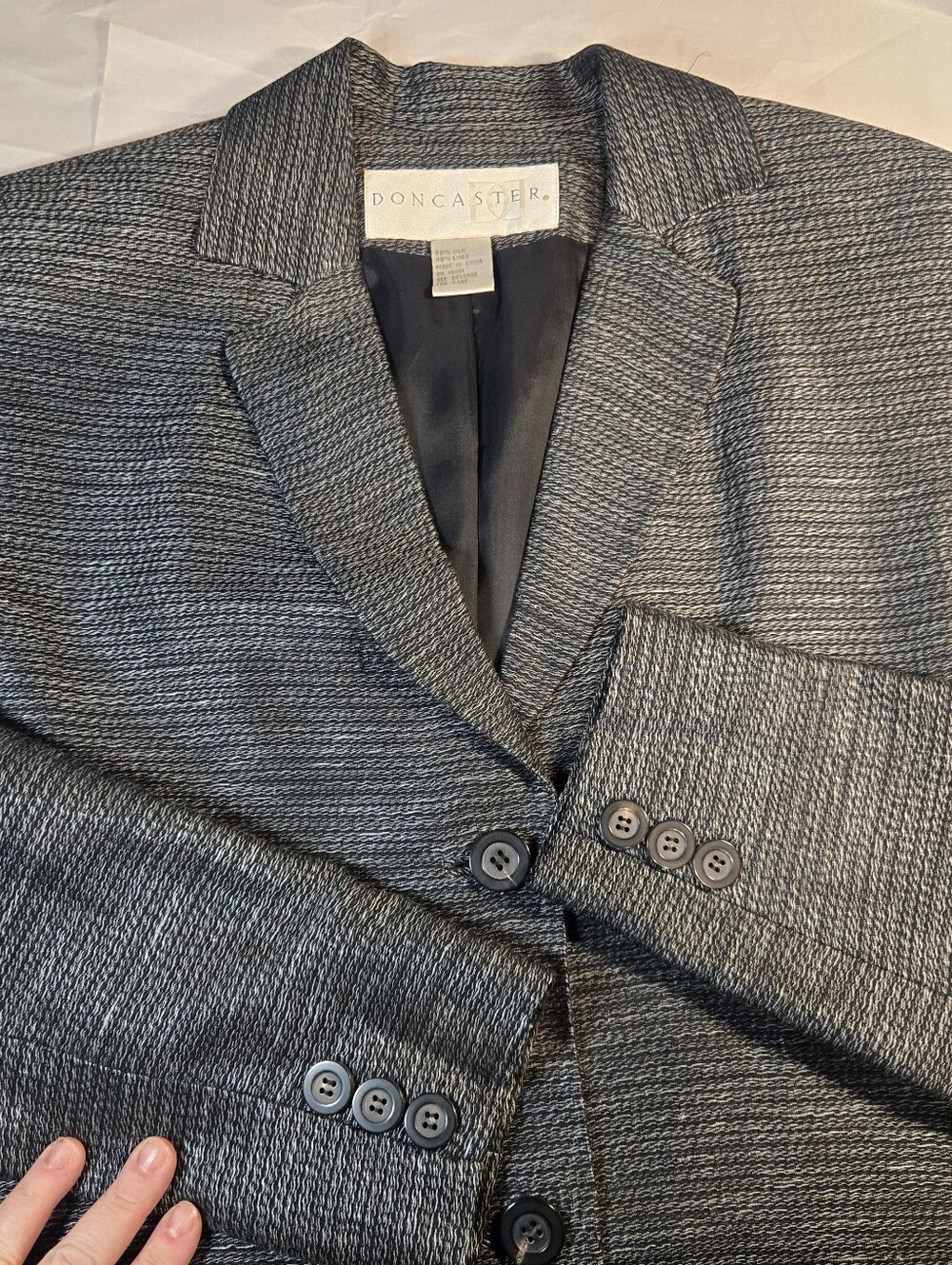Doncaster Women’s Silver And Black Silk And Linen Textured Blazer Jacket